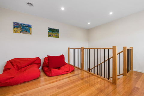 Cootamundra - Accommodation Georgetown 1