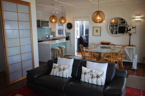 SEA URCHIN - Accommodation Georgetown 2