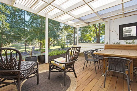 Golfers Getaway Mollymook Augusta Place 14 / 13 15 - Accommodation Georgetown 7