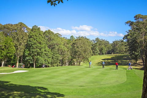 Golfers Getaway Mollymook Augusta Place 14 / 13 15 - Accommodation Georgetown 5