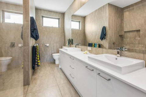 CASABLANCA DROMANA - Accommodation Georgetown 6