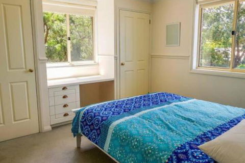 GUMS & ROSES Family Home In The Heart Of Town. - Accommodation Georgetown 2