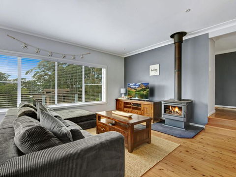 Carroll Ave 39 Mollymook - Accommodation Georgetown 6