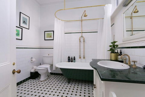 Designer 2-bed House With Garden - Northbridge, Perth - Accommodation Georgetown 5