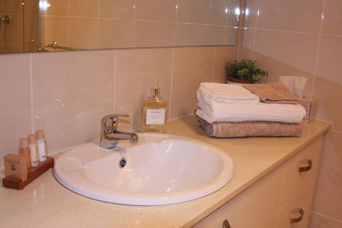 C And C Tanunda - Accommodation Georgetown 7