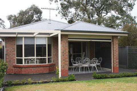 C And C Tanunda - Accommodation Georgetown 2