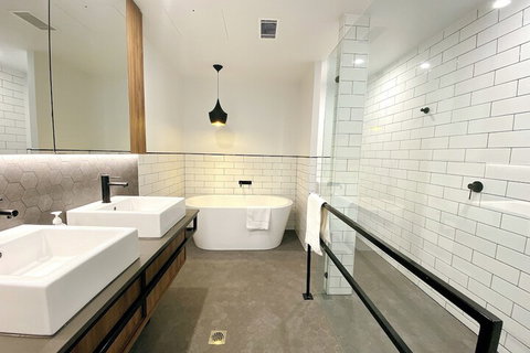 Ascot Apartments - Accommodation Georgetown 2