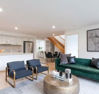 Modern Stylish Penthouse - Accommodation Georgetown