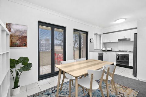 HOLT1 Crows Nest Holtermann Street - Accommodation Georgetown 3