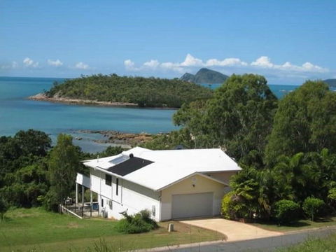 Hideaway Retreat Beach House With Pool - Accommodation Georgetown 0