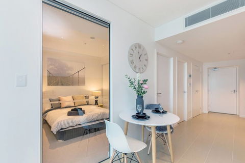 SKY Heart Of BNE City 2bed APT Pool& Gym Qbn222-18 - Accommodation Georgetown 3