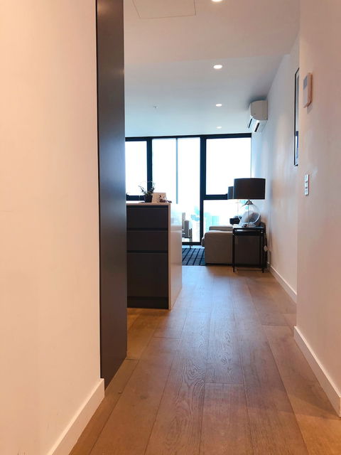 CBD Amazing View 2 Bedrooms Apartments - Accommodation Georgetown 3