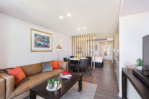 Potts Point Modern Furnished Apartments - Accommodation Georgetown 5