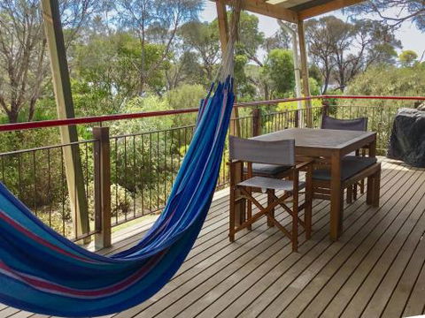 Samphire Beach House - Accommodation Georgetown 6