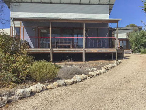 Samphire Beach House - Accommodation Georgetown 5