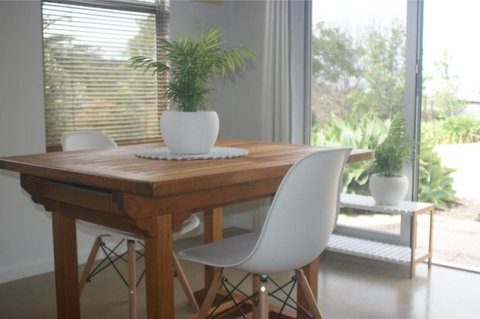 Studio 22 - Accommodation Georgetown 5