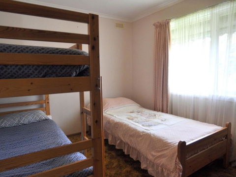 RETRO RETREAT INLET SIDE - Accommodation Georgetown 2