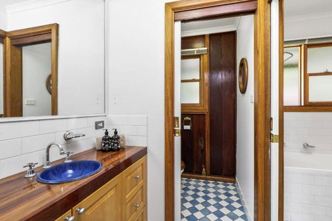 CHRISTOPHERS COTTAGE - Accommodation Georgetown 6