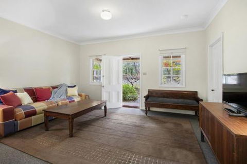 THE TEACHERS COTTAGE - Accommodation Georgetown 3