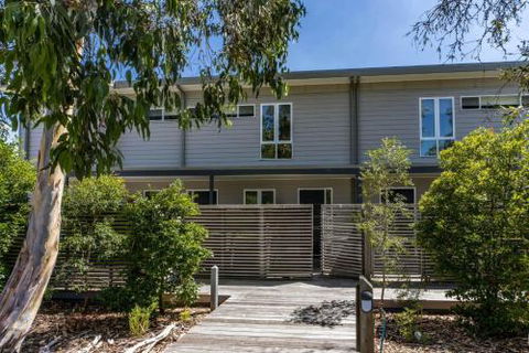 COASTAL SOUL VILLA At BROADBEACH - Accommodation Georgetown 1