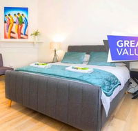 Minutes From the Beach Shops  Parks Free Wifi Nespresso Netflix - Accommodation Georgetown