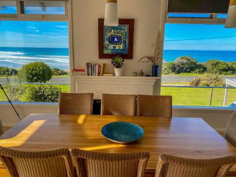 MAVI BEACH HOUSE Beachfront Wifi Views - Accommodation Georgetown 3