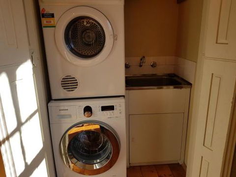 CARNBREA - Accommodation Georgetown 5