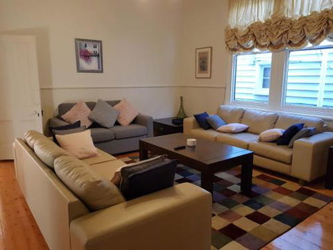 CARNBREA - Accommodation Georgetown 3