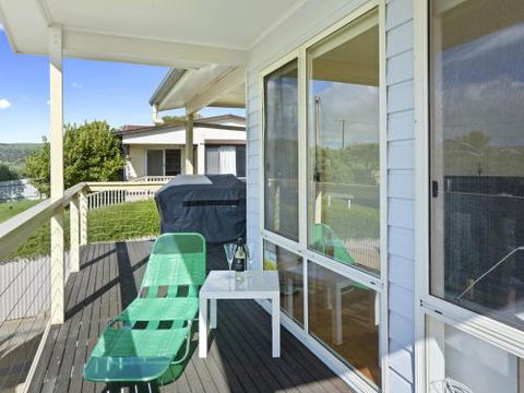 VALLEY VIEWS 10 Valley Heights Drive - Accommodation Georgetown 1