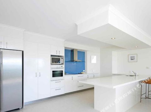 R & W Noosa Holidays 2 25 Allambi Rise - Accommodation Georgetown 2