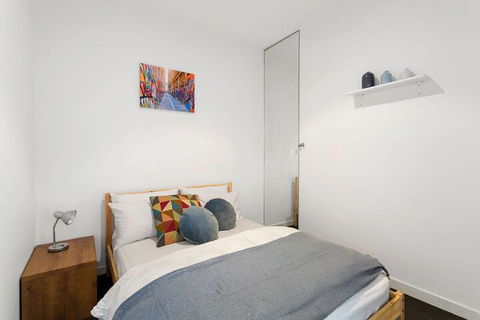 JOLI Directly Opposite MCG - Accommodation Georgetown 1