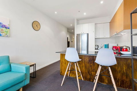JOLI Directly Opposite MCG - Accommodation Georgetown 5