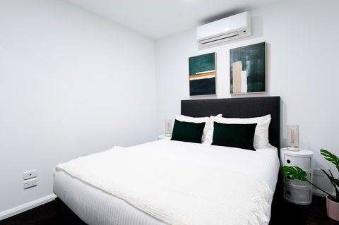 CARLISLE Bright Townhouse In Great Location - Accommodation Georgetown 3