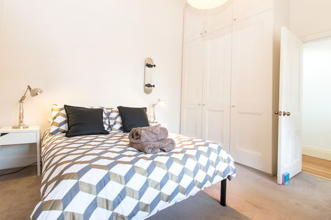 HUNTER In The Heart Of Collingwood Fitzroy - Accommodation Georgetown 3
