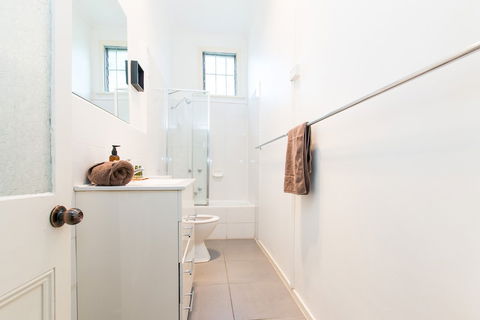 HUNTER In The Heart Of Collingwood Fitzroy - Accommodation Georgetown 6