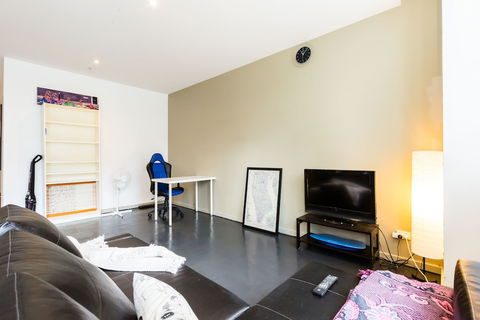 MEGAN, 2BDR Melbourne Apartment - Accommodation Georgetown 2