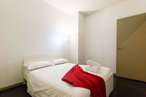 MEGAN, 2BDR Melbourne Apartment - Accommodation Georgetown 4