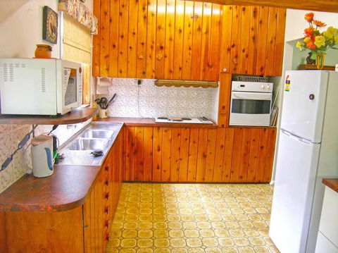 CHAP14C Chapman Cottage - Accommodation Georgetown 1