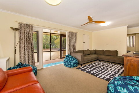 Short Stroll To Surf Beach North Street Woorim - Accommodation Georgetown 5