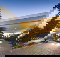 Ramada by Wyndham Diplomat Canberra - Accommodation Georgetown