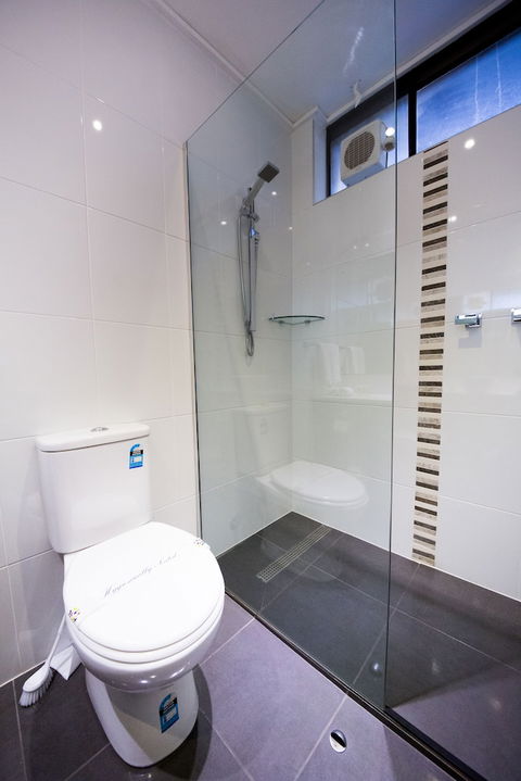 Sandown Regency - Accommodation Georgetown 3