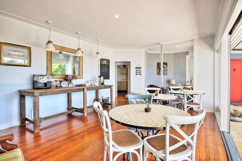 Dolphin Sands - Accommodation Georgetown 2