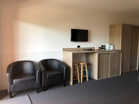 Huskisson Beach Motel - Accommodation Georgetown 2