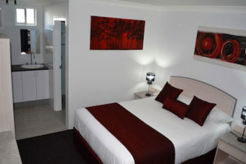 Alabaster Motor Inn Taree - Accommodation Georgetown 0