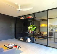 Meticulously Designed Sydney Aptmnt - Accommodation Georgetown