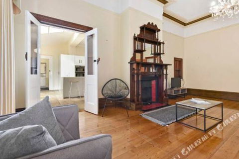 Rose Garden Spacious Family Home Near CBD - Accommodation Georgetown 3