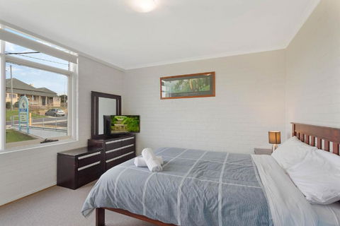 Whalevue Unit 2 - Accommodation Georgetown 2