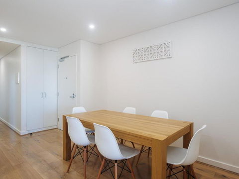 Unit 301 The Shoal 6 8 Bullecourt Street Air Con Walking To Local Shops & Beach - Accommodation Georgetown 5