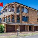 COLUMBIA VIEWS 2 / 9 COLUMBIA CLOSE AIRCON WIFI NETFLIX VIEWS & BOAT PARKING - Accommodation Georgetown 0