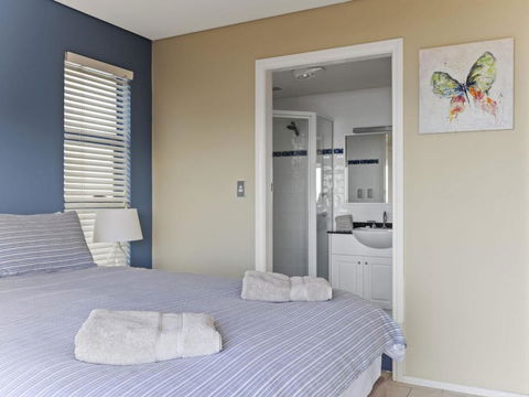 Aqua Shores Award Winning Apartment - Accommodation Georgetown 3
